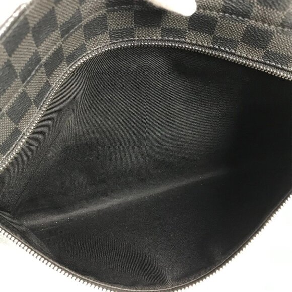 LOUIS VUITTON N41656 Damier Graphite Hunter Bag Crossbody Shoulder Bag - Picture 4 of 14